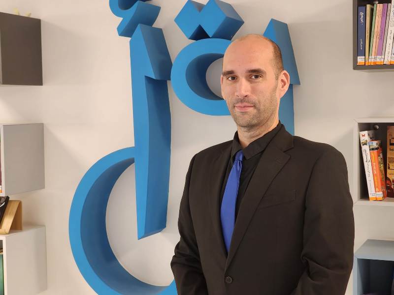 Mr. Derek Gardner